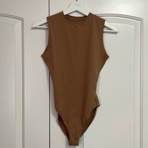 SKIMS Essential Crew Neck Sleeveless Bodysuit